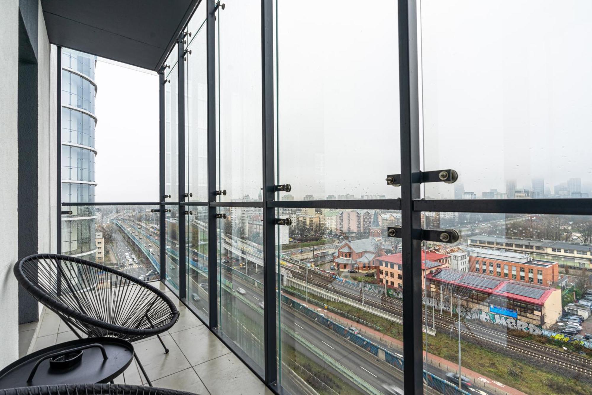 Warsaw Business Apartments - Air Conditioning, 10Th Floor, City View, Balcony - By Rentujemy Exterior photo